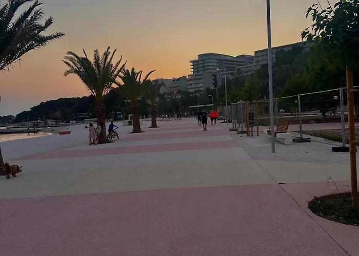 Dora Sunset Sea View With Balcony דירה ספליט